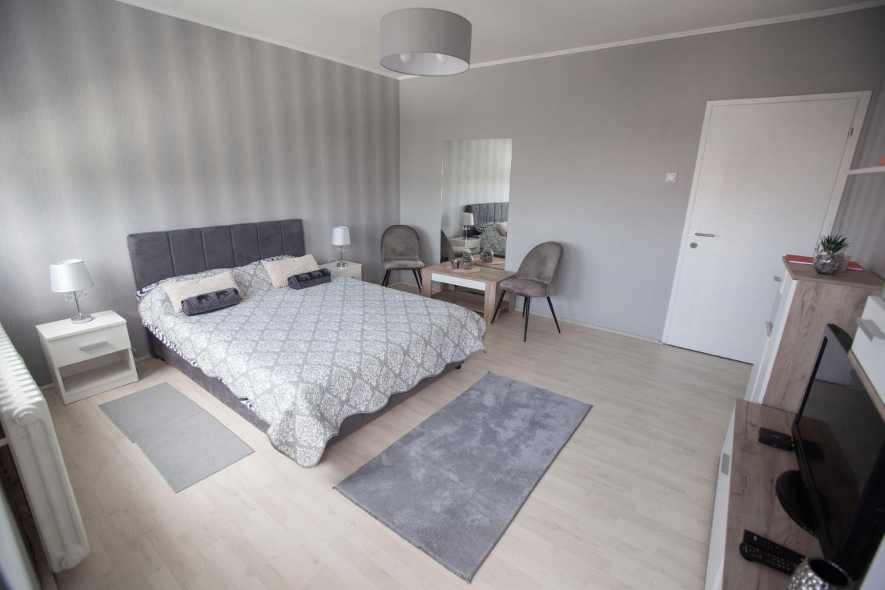 Apartman Danica ซูโบติกา ภายนอก รูปภาพ